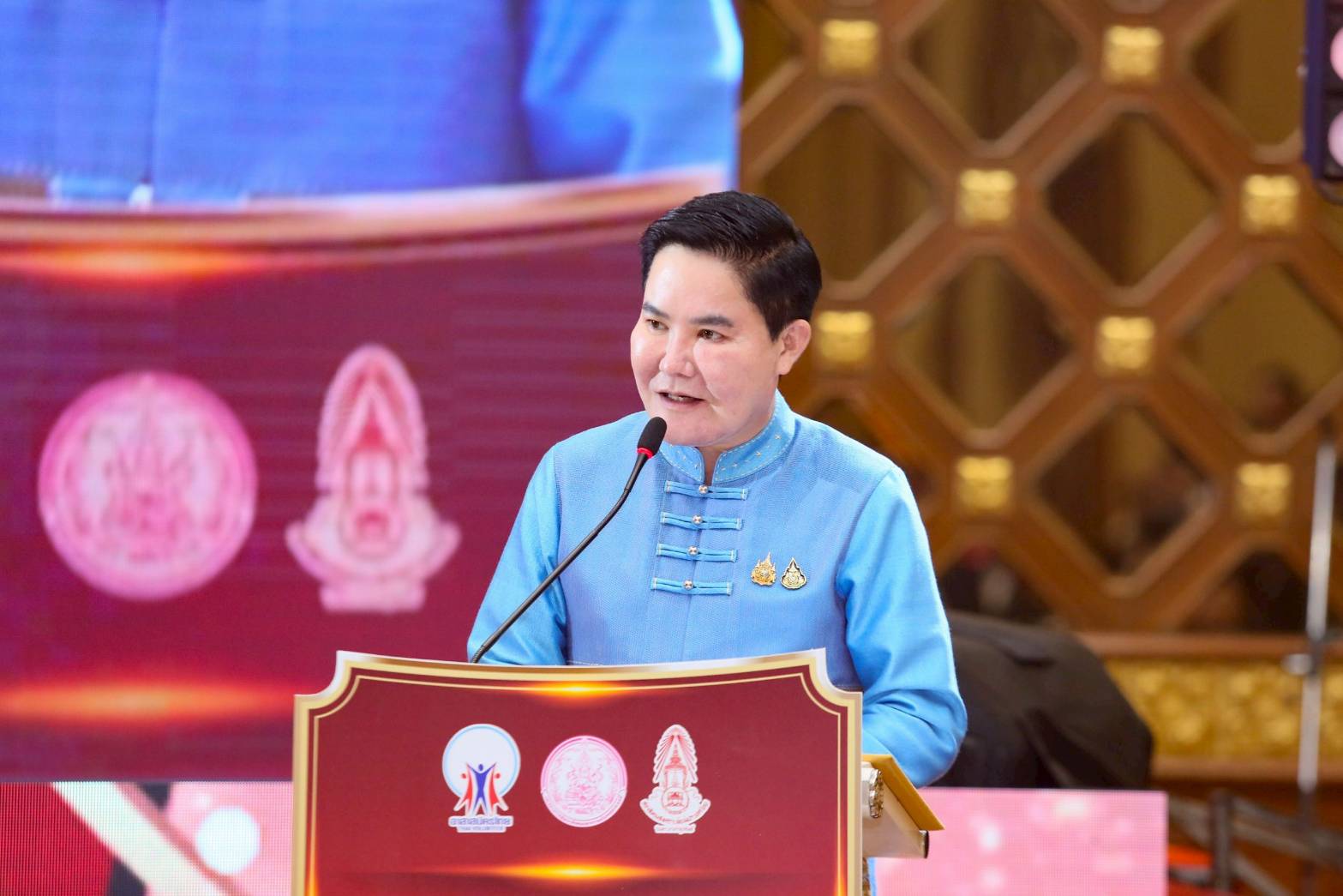 อธิบดี ผส. ร่วมพิธีประกาศเกียรติคุณอาสาสมัครดีเด่นและองค์การที่มีกิจกรรมทางสังคมดีเด่น เนื่องในงานวันสังคมสงเคราะห์แห่งชาติและวันอาสาสมัครไทย ประจำปี 2568