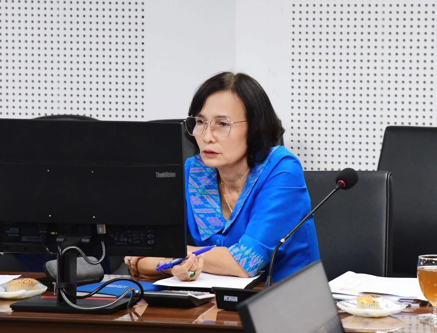 ผส. ประชุมขับเคลื่อนติดตามงานและแลกเปลี่ยนเรียนรู้ ในสภากาแฟ (เย็น)