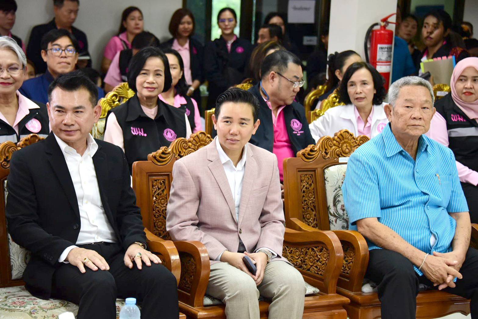 ผส. ร่วมลงพื้นที่โครงการหมู่บ้านเอื้ออาทรวัดรังสีสุทธาวาส (วัดไร่กล้วย) จังหวัดชลบุรี เพื่อติดตามการขับเคลื่อนงานพัฒนาคุณภาพชีวิตด้านที่อยู่อาศัยสำหรับผู้มีรายได้น้อย