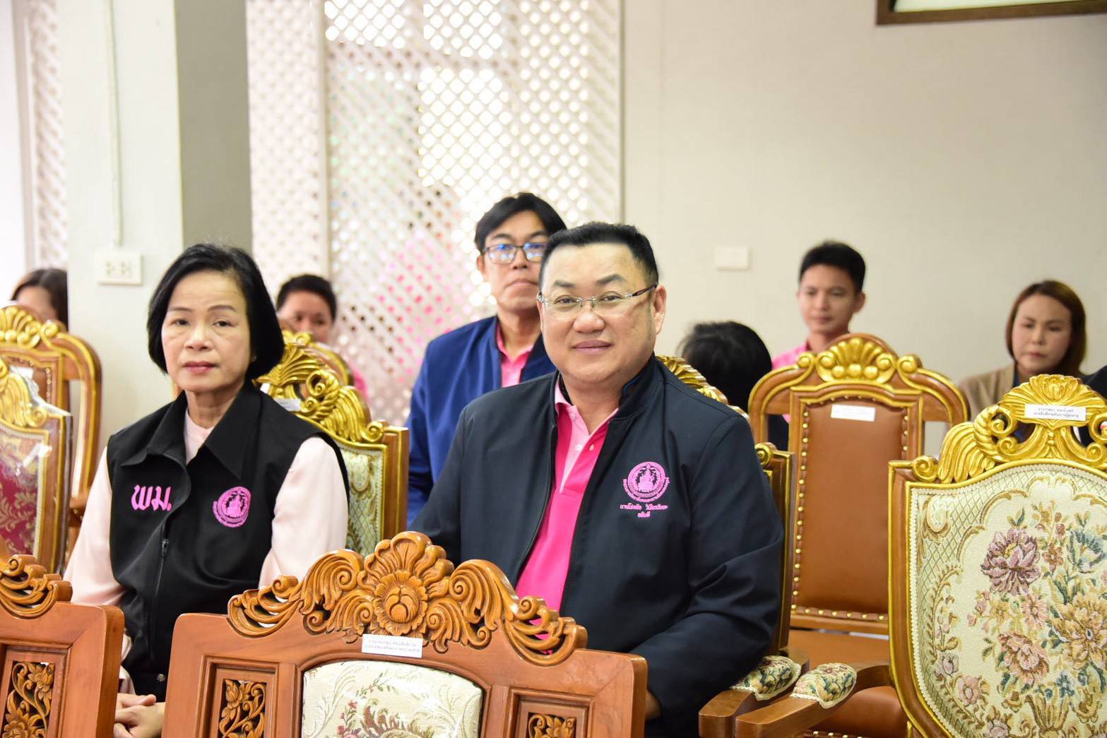 ผส. ร่วมลงพื้นที่โครงการหมู่บ้านเอื้ออาทรวัดรังสีสุทธาวาส (วัดไร่กล้วย) จังหวัดชลบุรี เพื่อติดตามการขับเคลื่อนงานพัฒนาคุณภาพชีวิตด้านที่อยู่อาศัยสำหรับผู้มีรายได้น้อย