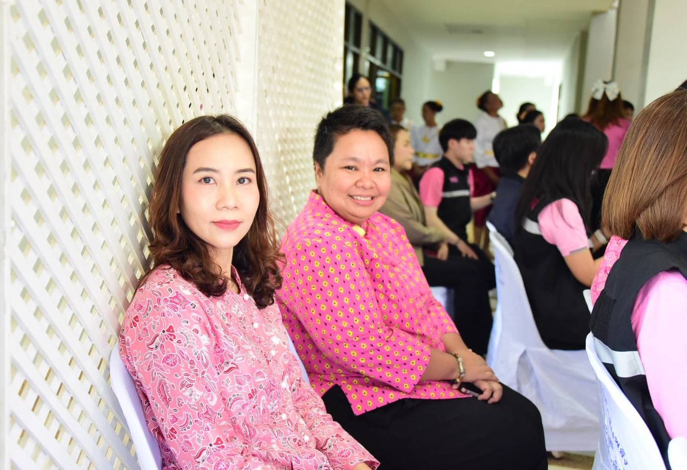 ผส. ร่วมลงพื้นที่โครงการหมู่บ้านเอื้ออาทรวัดรังสีสุทธาวาส (วัดไร่กล้วย) จังหวัดชลบุรี เพื่อติดตามการขับเคลื่อนงานพัฒนาคุณภาพชีวิตด้านที่อยู่อาศัยสำหรับผู้มีรายได้น้อย