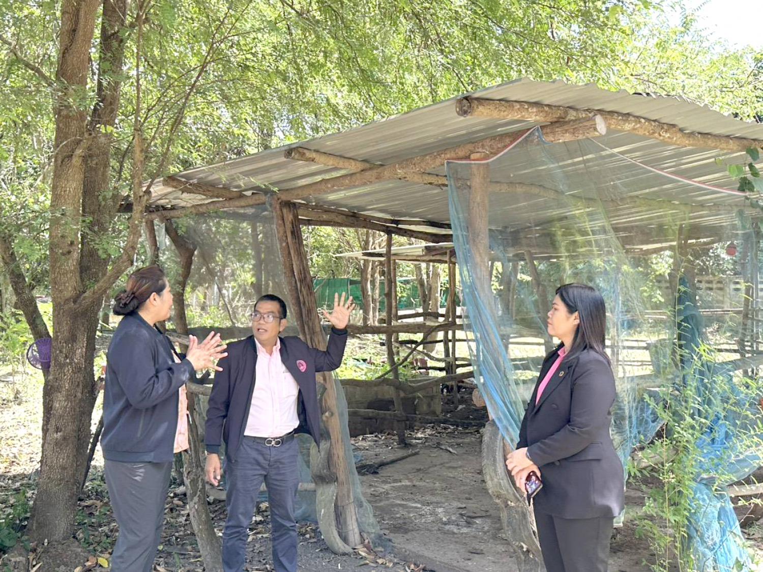 ผส. ลงพื้นที่ตรวจเยี่ยมศูนย์พัฒนาคุณภาพชีวิตและส่งเสริมอาชีพผู้สูงอายุเเละศูนย์พัฒนาการจัดสวัสดิการสังคมผู้สูงอายุ จังหวัดนครพนม