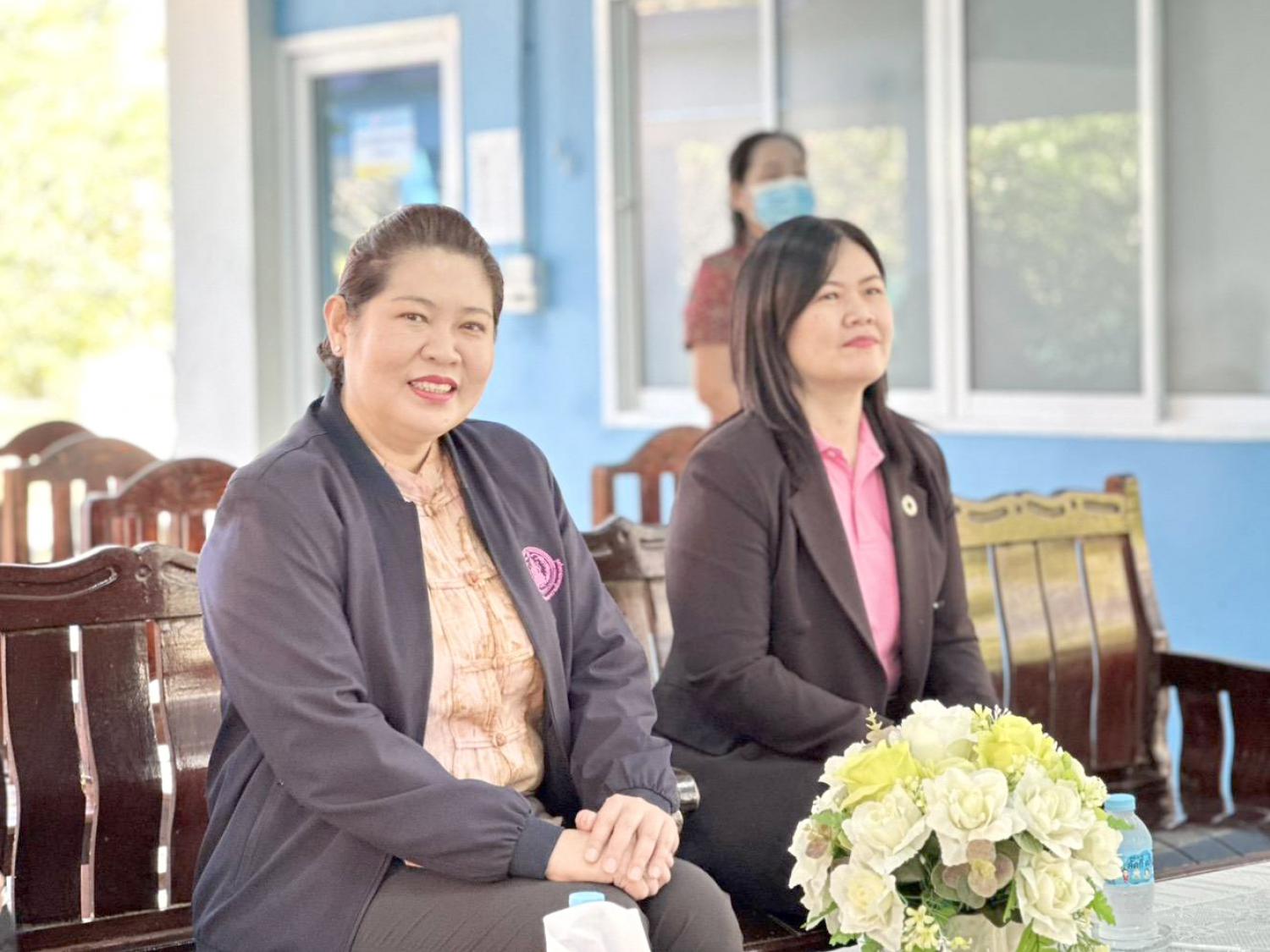 ผส. ลงพื้นที่ตรวจเยี่ยมศูนย์พัฒนาคุณภาพชีวิตและส่งเสริมอาชีพผู้สูงอายุเเละศูนย์พัฒนาการจัดสวัสดิการสังคมผู้สูงอายุ จังหวัดนครพนม