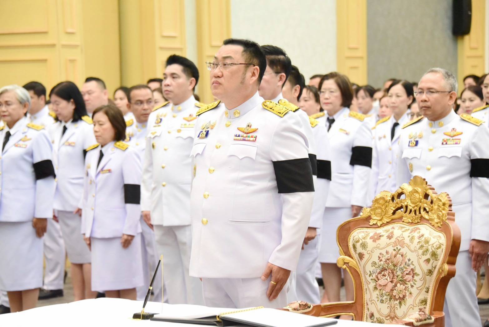 ผส. ร่วมพิธีลงนามถวายความอาลัยสมเด็จพระนางเจ้าสิริกิติ์ พระบรมราชินีนาถ พระบรมราชชนนีพันปีหลวง พระผู้เสด็จสู่สวรรคาลัย ด้วยสำนึกในพระมหากรุณาธิคุณอันหาที่สุดมิได้