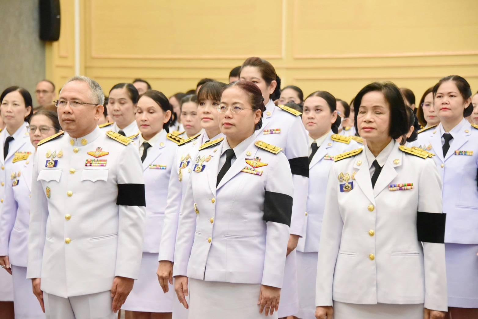 ผส. ร่วมพิธีลงนามถวายความอาลัยสมเด็จพระนางเจ้าสิริกิติ์ พระบรมราชินีนาถ พระบรมราชชนนีพันปีหลวง พระผู้เสด็จสู่สวรรคาลัย ด้วยสำนึกในพระมหากรุณาธิคุณอันหาที่สุดมิได้