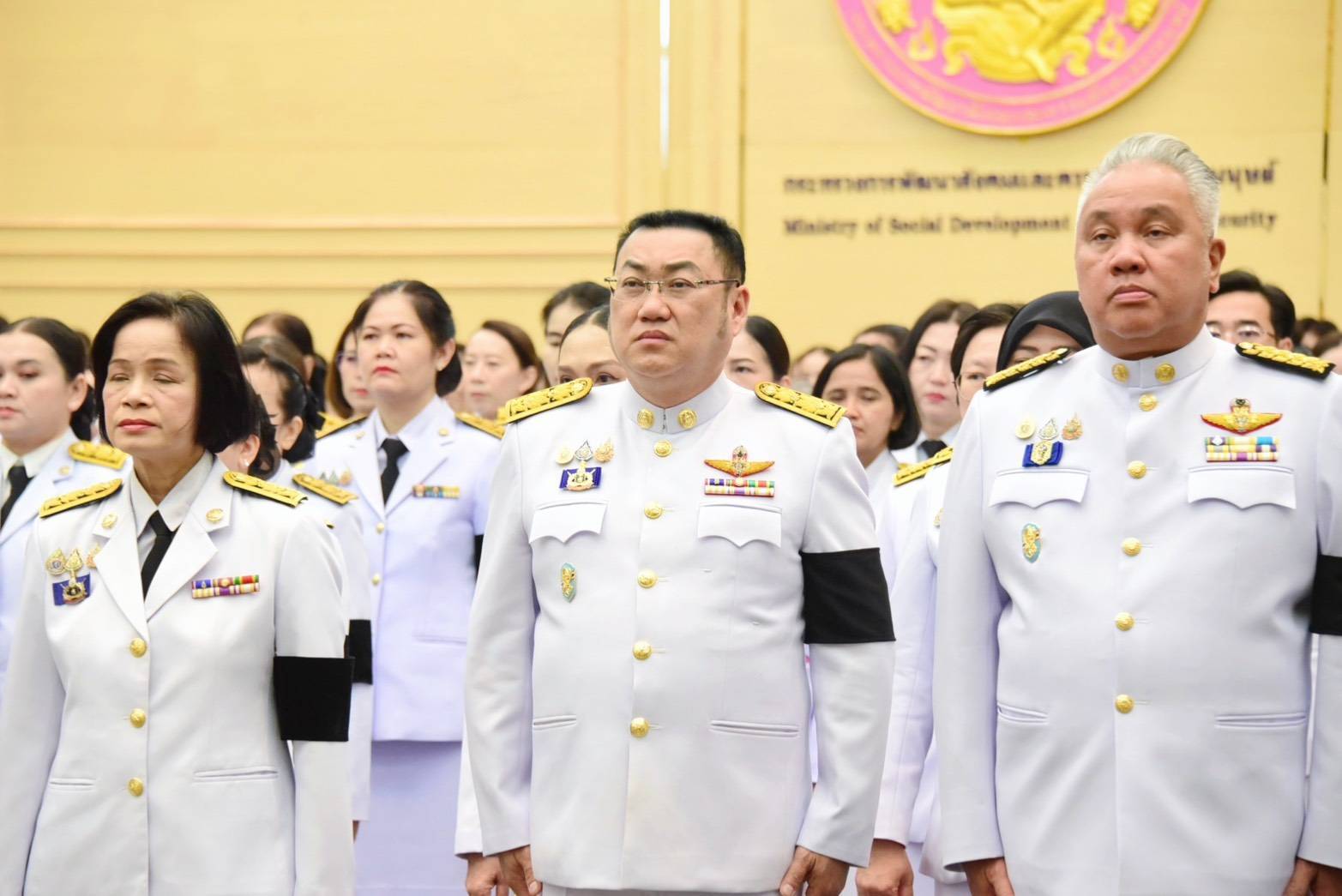 ผส. ร่วมพิธีลงนามถวายความอาลัยสมเด็จพระนางเจ้าสิริกิติ์ พระบรมราชินีนาถ พระบรมราชชนนีพันปีหลวง พระผู้เสด็จสู่สวรรคาลัย ด้วยสำนึกในพระมหากรุณาธิคุณอันหาที่สุดมิได้