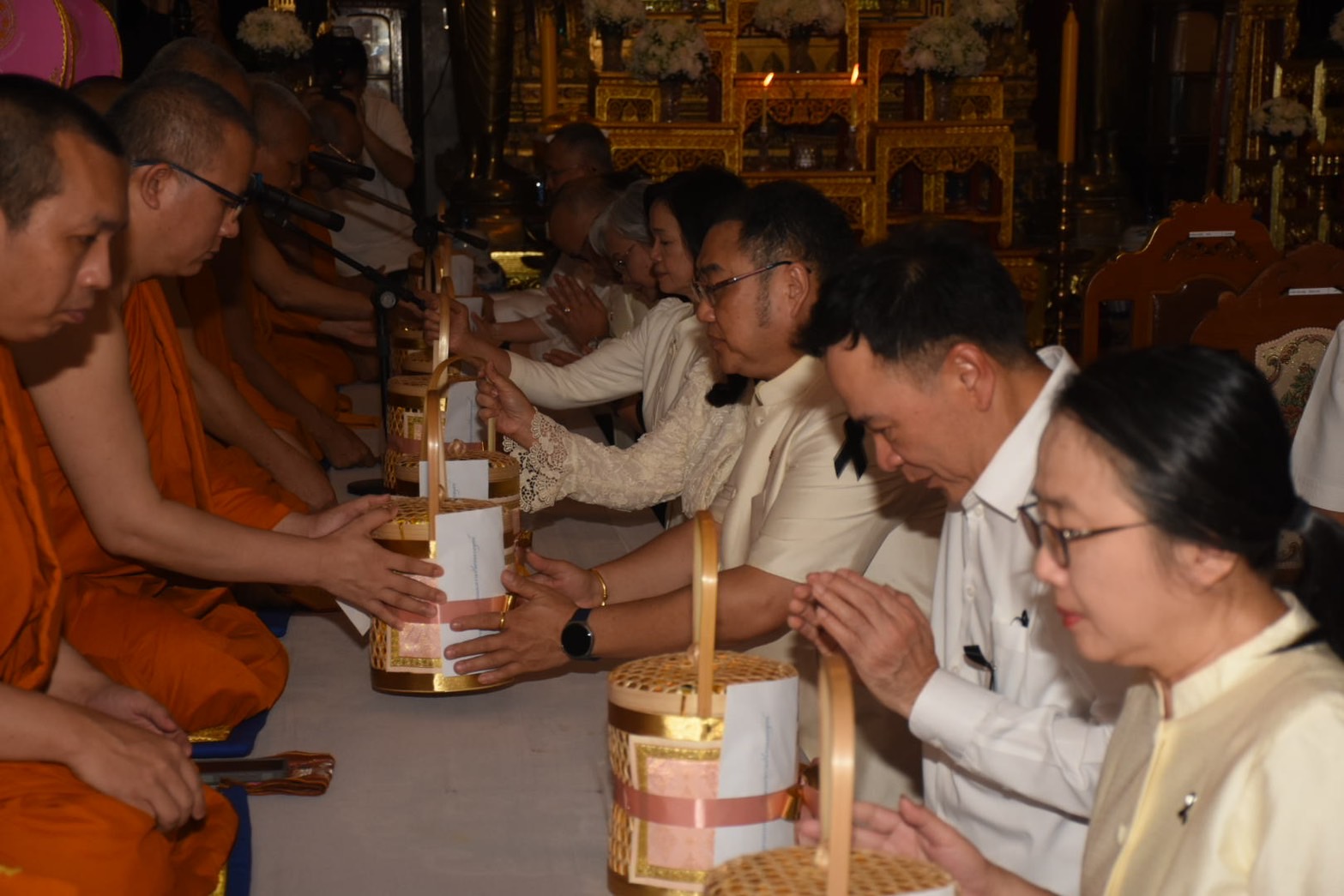 ผส. ร่วมพิธีสมโภชผ้าพระกฐินพระราชทานกระทรวงการพัฒนาสังคมและความมั่นคงของมนุษย์
