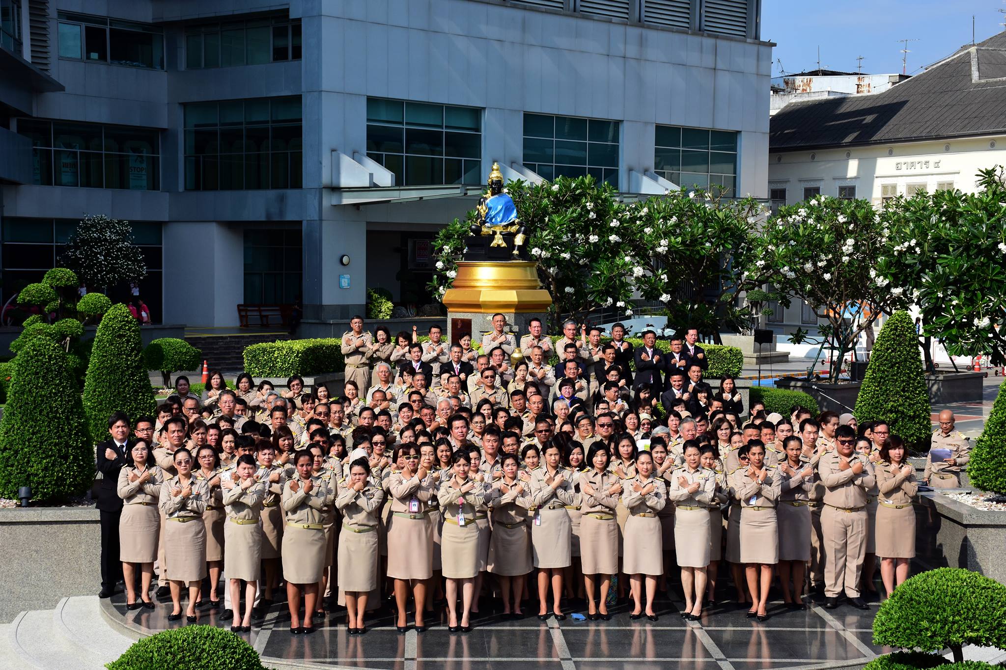 พิธีสักการะองค์พระประชาบดีและกล่าวนำคำปฏิญาณตน