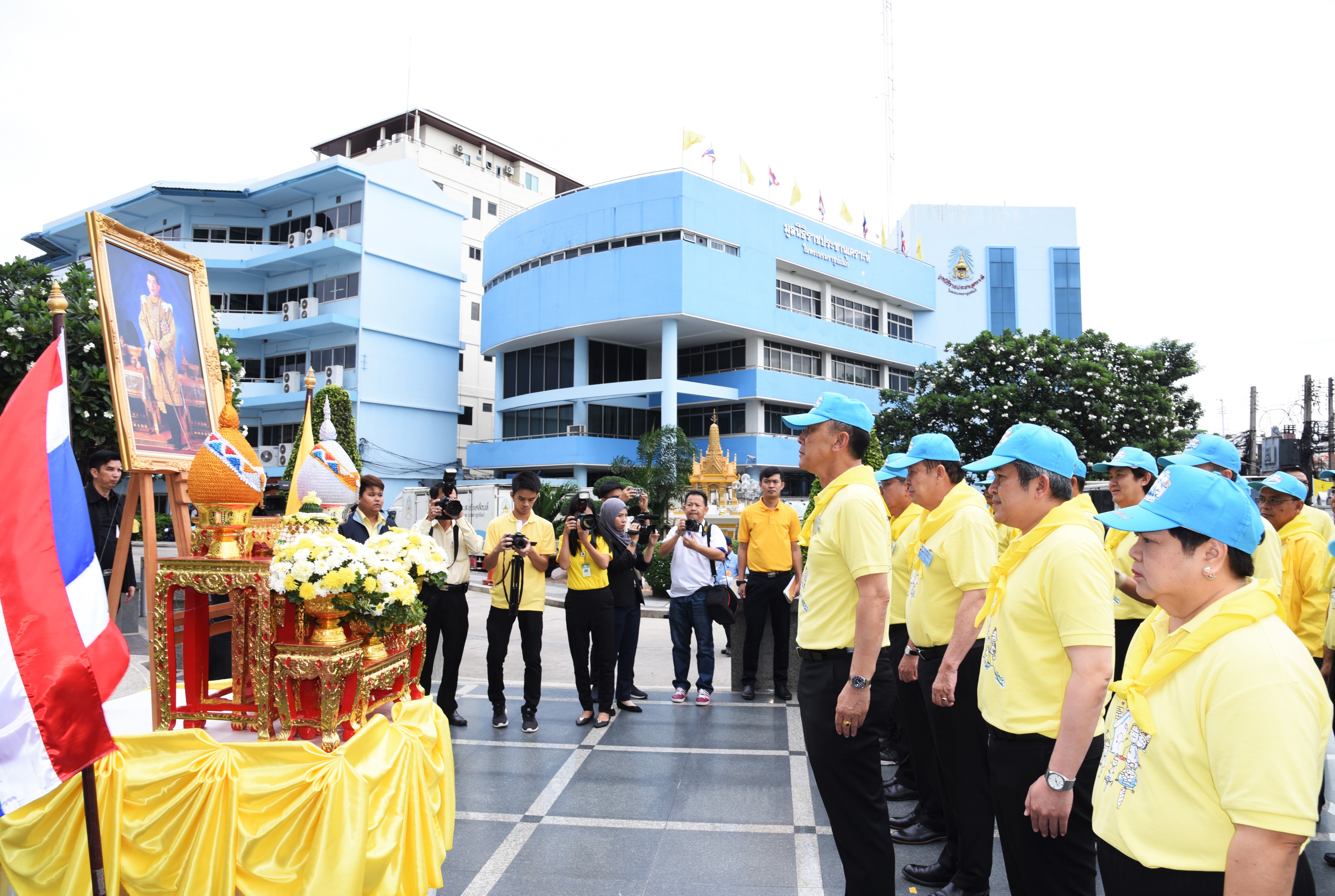 พม. รวมพลังจิตอาสา ร่วมพัฒนาสังคม ด้วยกิจกรรมทำความดี เพื่อเฉลิมพระเกียรติสมเด็จพระเจ้าอยู่หัว เนื่องในโอกาสวันเฉลิมพระชนมพรรษา 