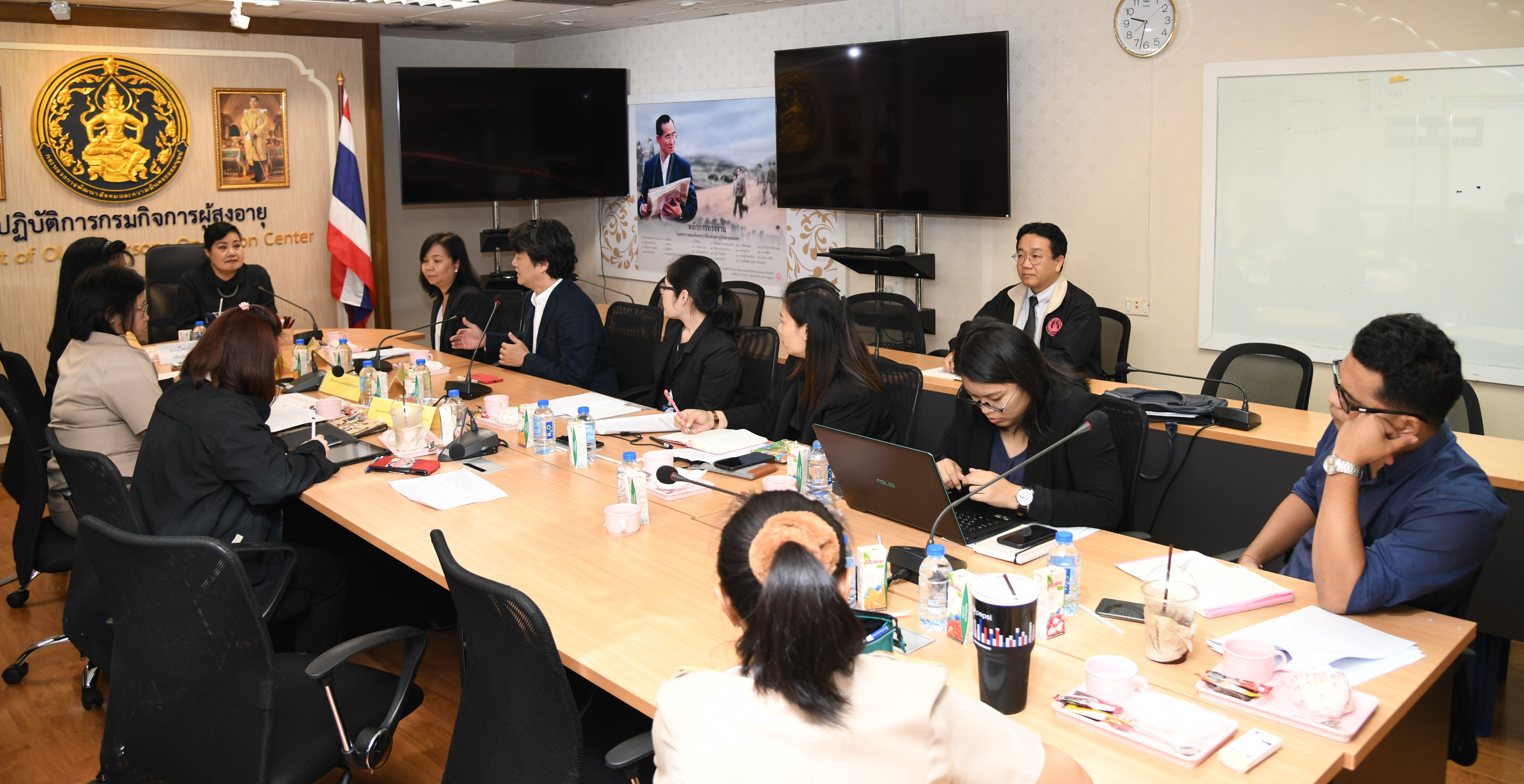 ประชุมเตรียมความพร้อมเพื่อเป็นหน่วยงานนำร่องให้ภาคประชาสังคมมีส่วนร่วมในการจัดบริการสาธารณะ