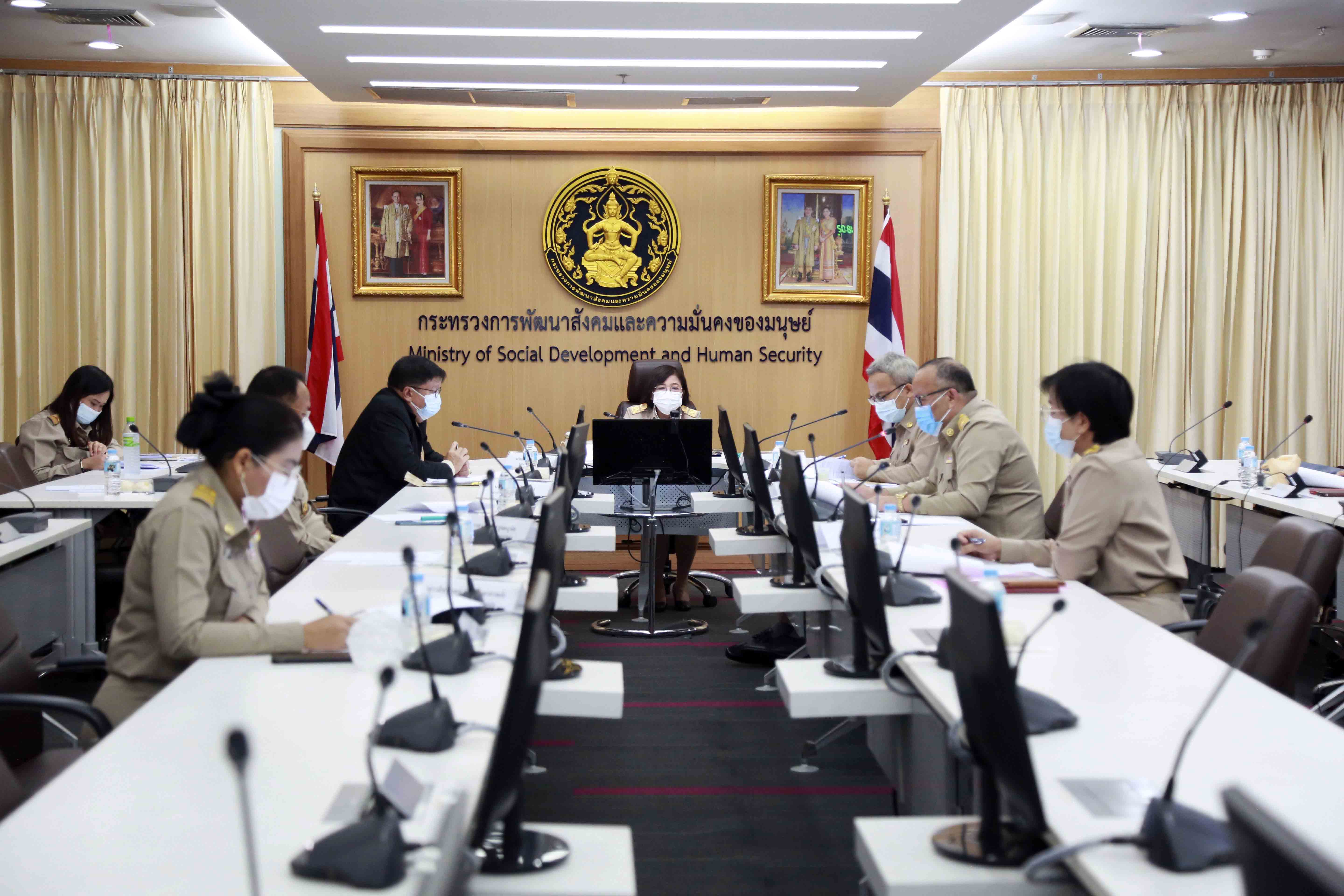 ประชุมคณะกรรมการขับเคลื่อนการดำเนินงานศูนย์ที่พักอาศัยสำหรับผู้สูงอายุแบบครบวงจร (Senior Complex บางละมุง) ครั้งที่ 2/2564