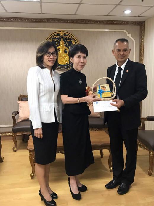 ผู้บริหารบริษัทไทยประกันชีวิต เข้าพบท่าน อผส.