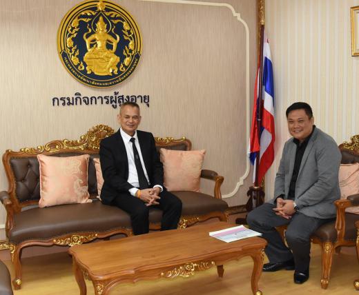 กรรมการผู้จัดการ บริษัท ทัฟครีเอชั่น จำกัด (คุณประพจน์ ภู่ทองคำ)