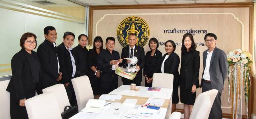 ปลัดเทศบาลตำบลเบิกไพร อำเภอบ้านโป่ง จังหวัดราชบุรี (คุณสมศักดิ์ ตันเจริญ) และคณะ เข้าเยี่ยมคารวะ เนื่องในโอกาสวันขึ้นปีใหม่ ๒๕๖๐